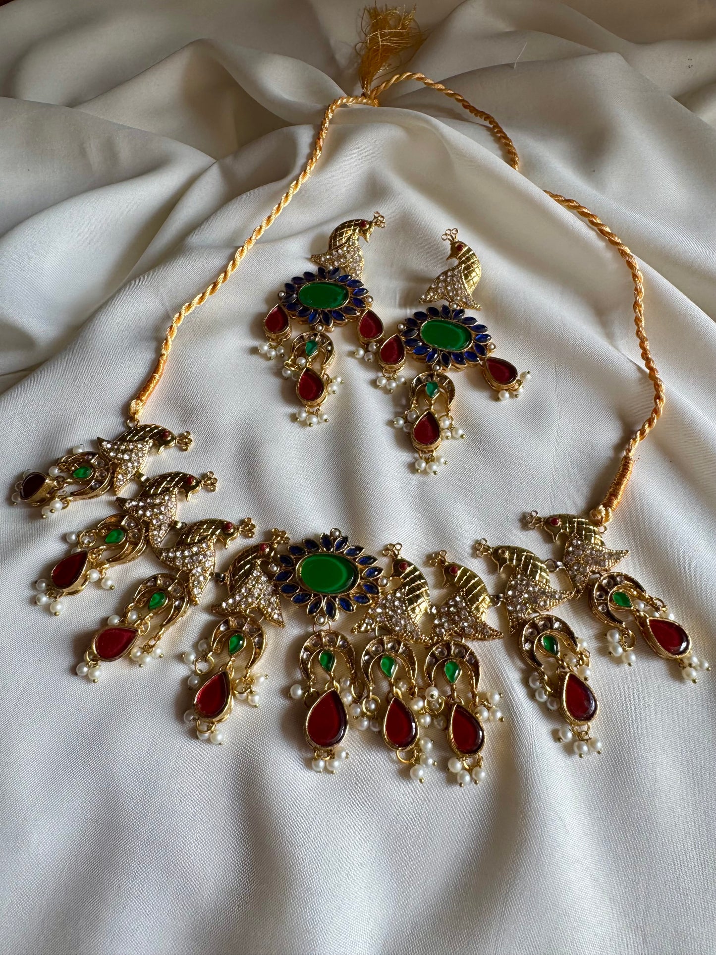 ~MORR KUNDAN NECKLACE SET~