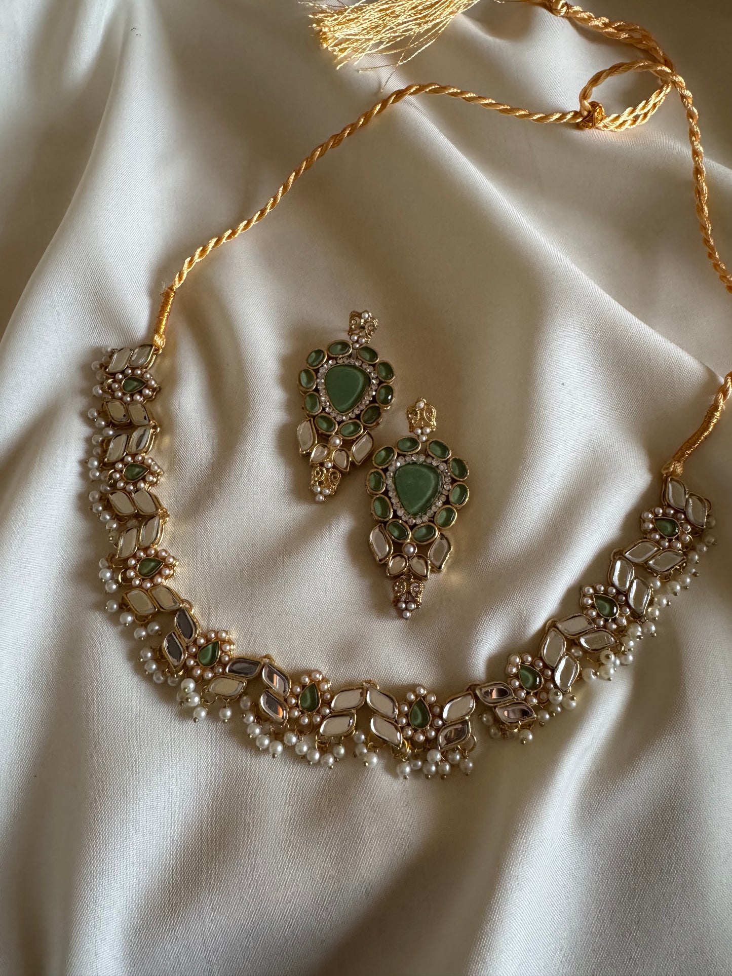 ~FIONA SET IN PISTACHIO WITH MIRAAS EARRINGS~