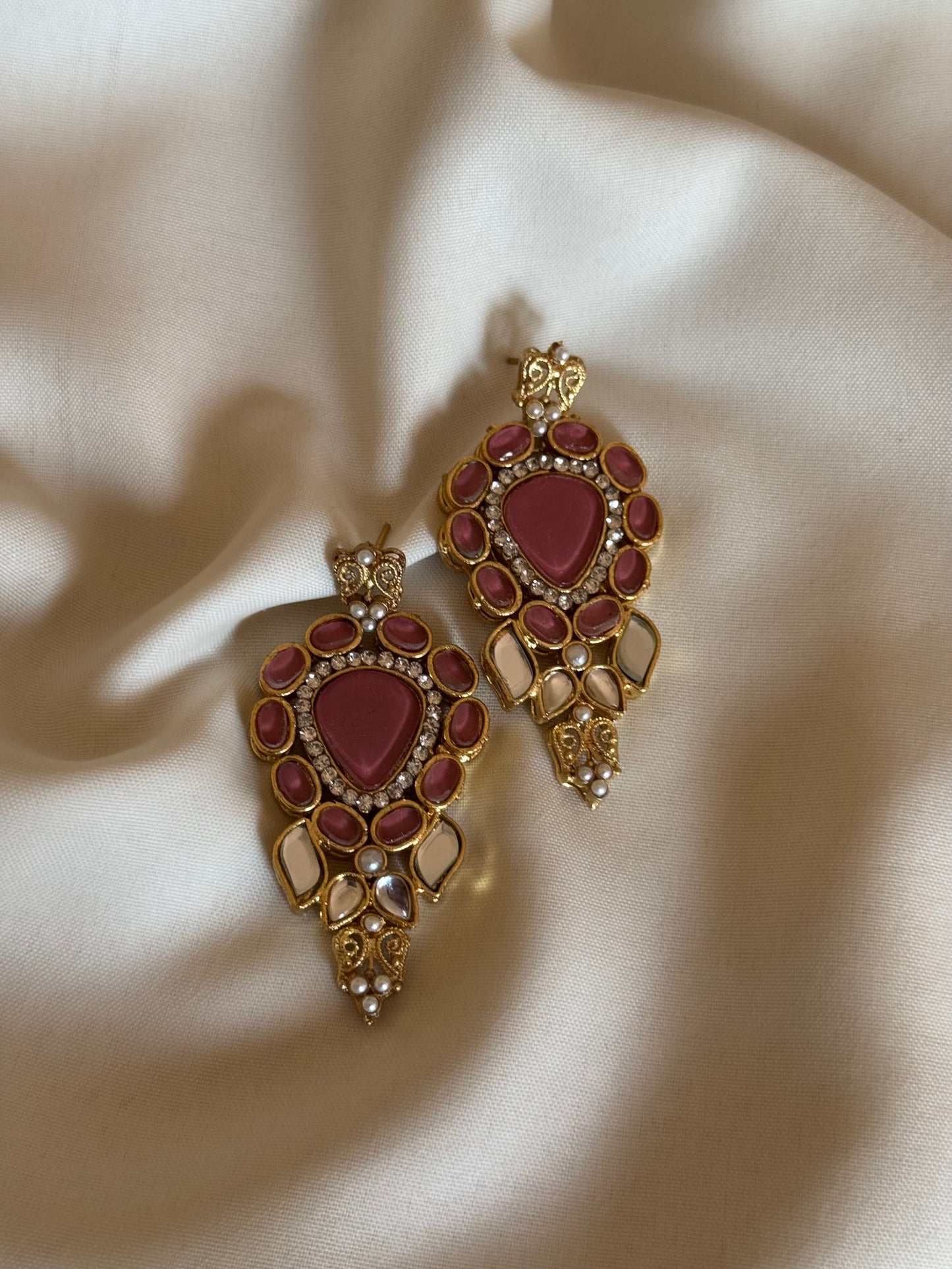 ~MIRAAS EARRINGS~