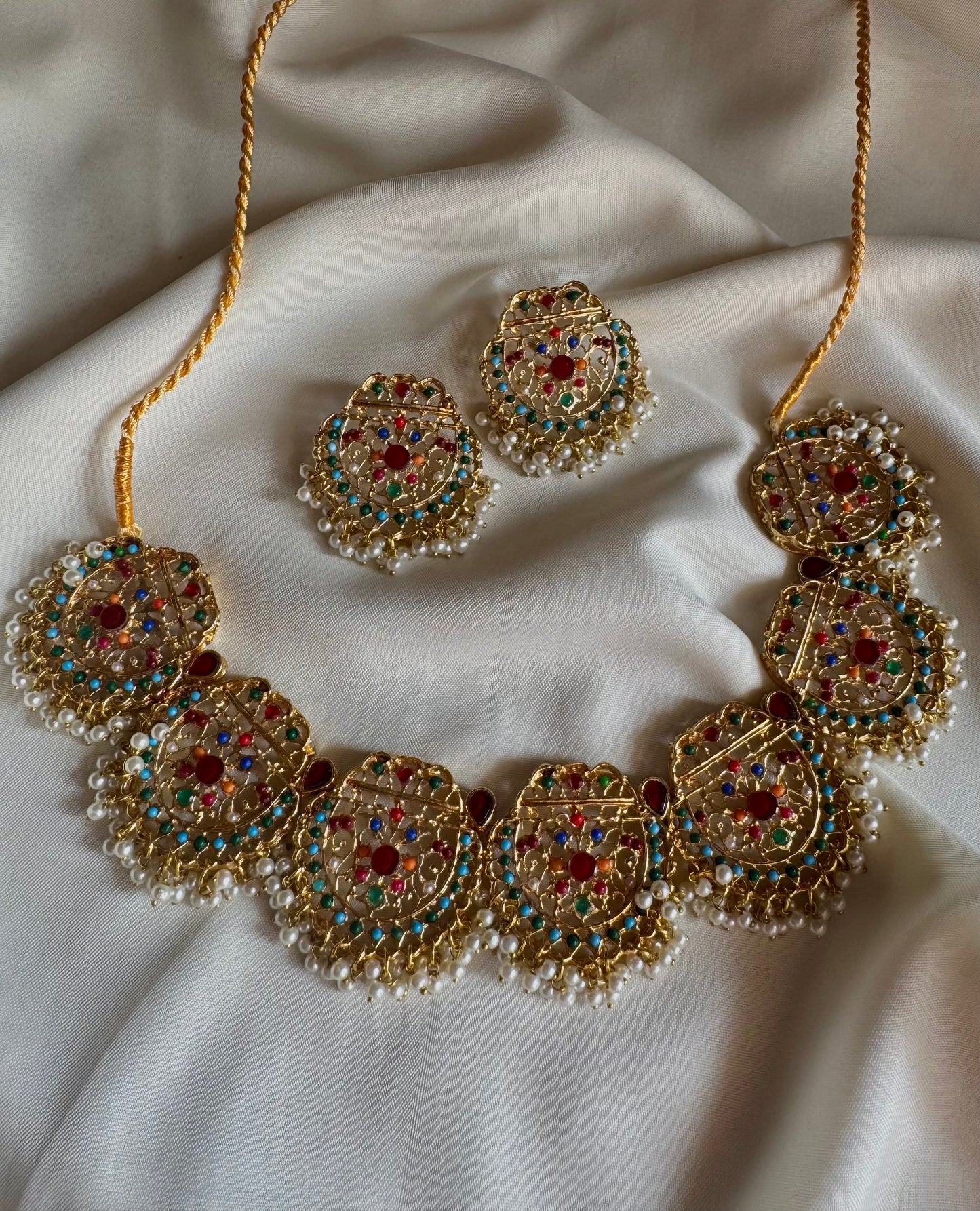 ~MALTI TRADITIONAL NECKLACE SET~