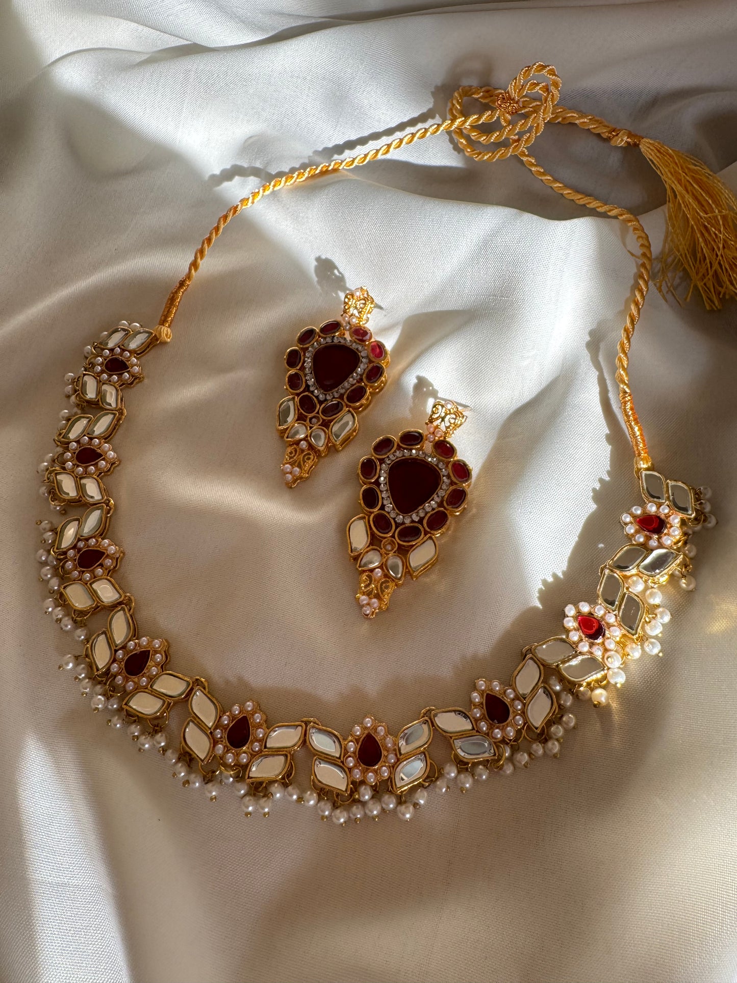~FIONA KUNDAN SET IN MAROON WITH MIRAAS EARRINGS~