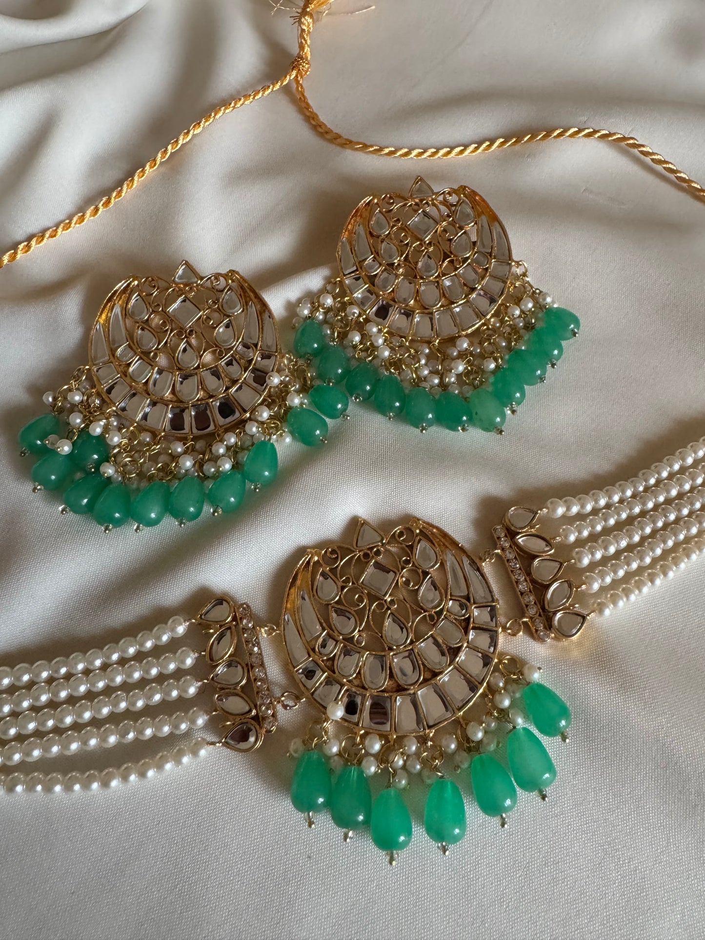 ~RANGREZ KUNDAN CHOKER SET~