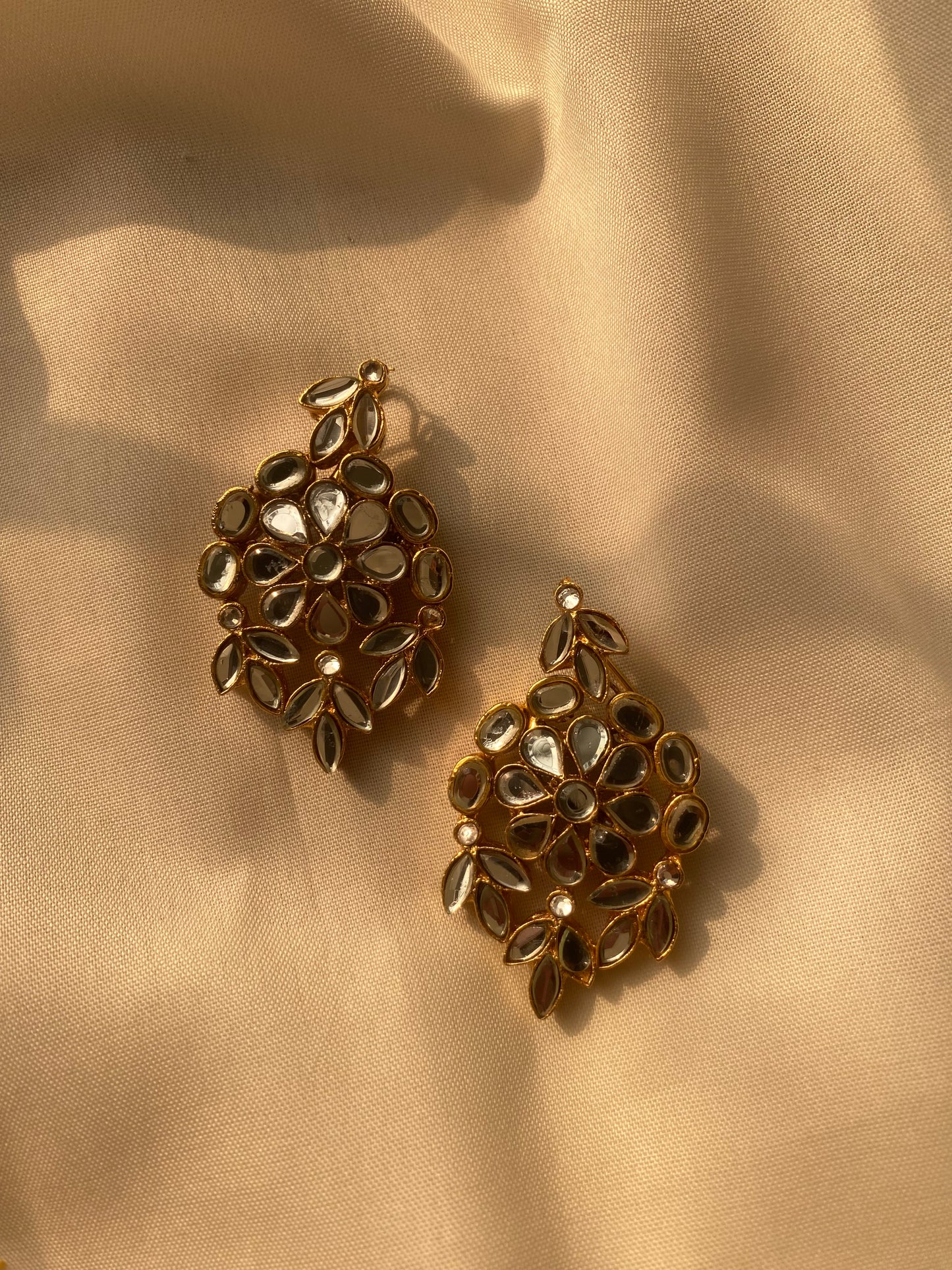 ~ZEPHYR EARRINGS~