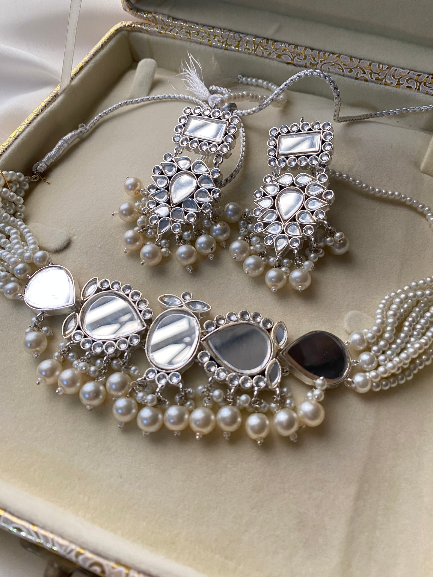 ~AMELIA NECKLACE SET~