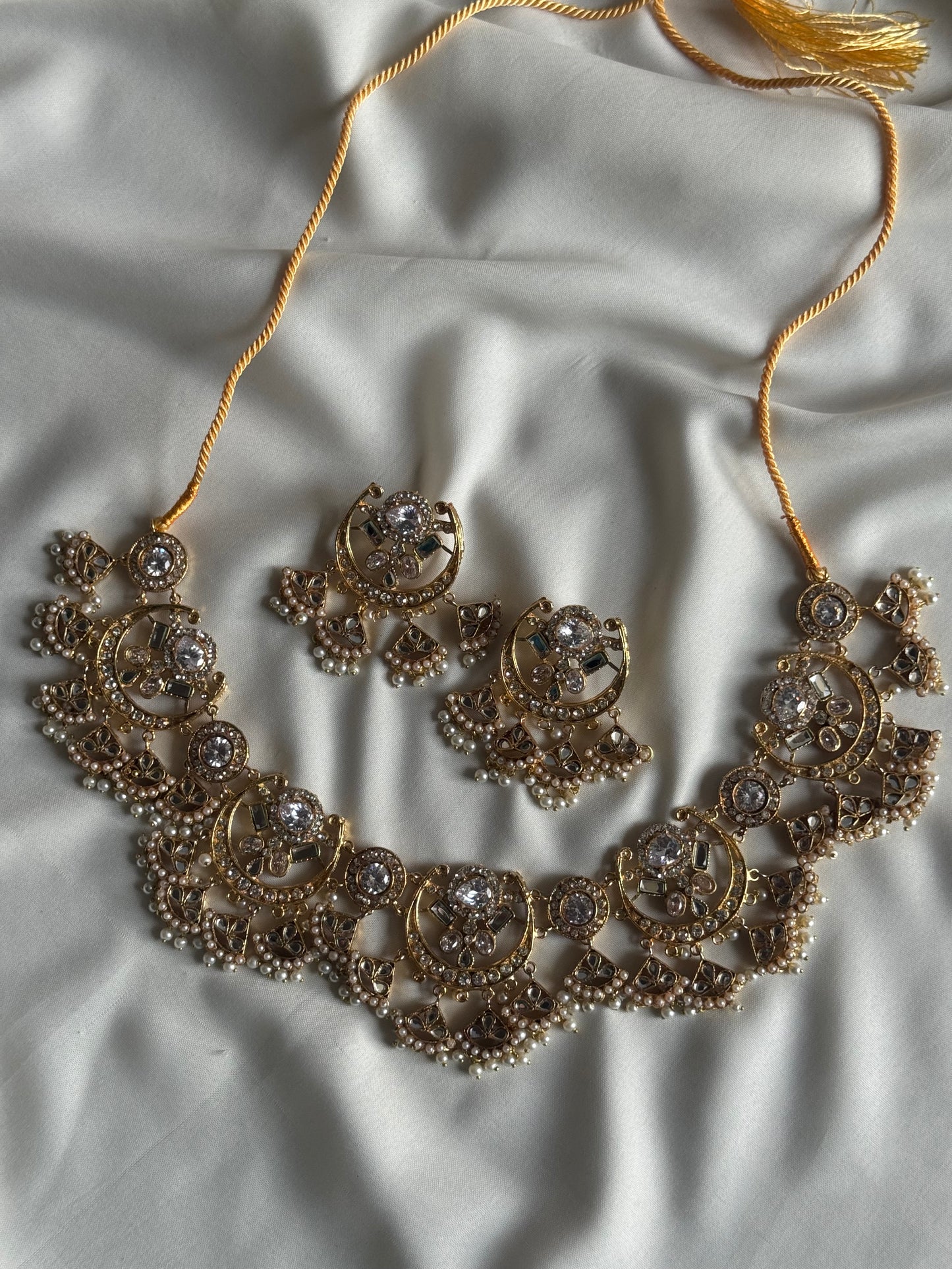 ~GUL MOHAR KUNDAN NECKLACE SET~