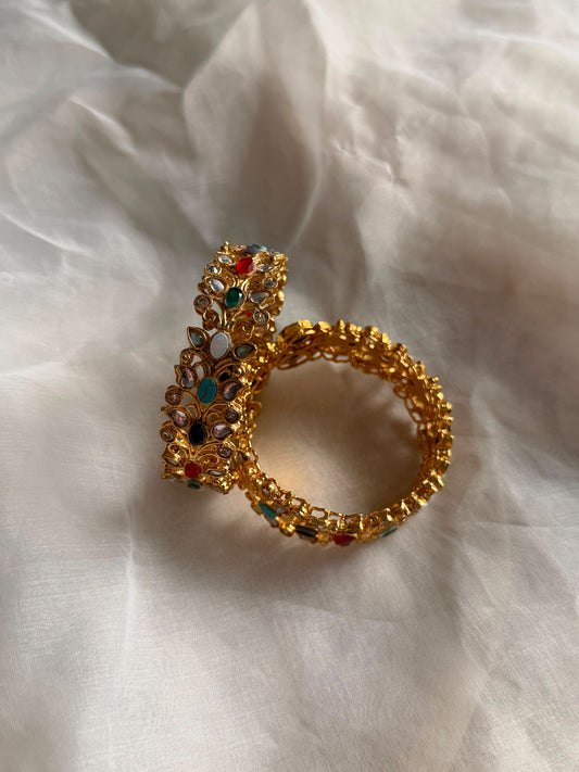 ~RANGREZ KUNDAN BANGLES~