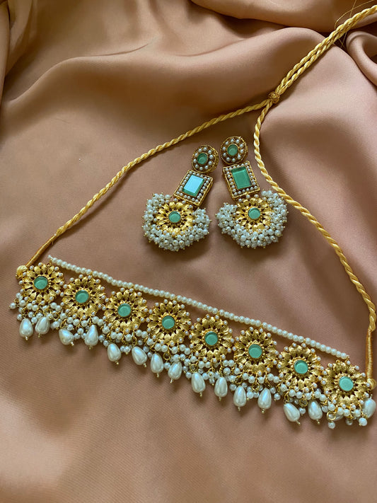 ~MUKHI IN MINT GREEN~