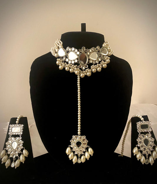 ~AMELIA NECKLACE SET~